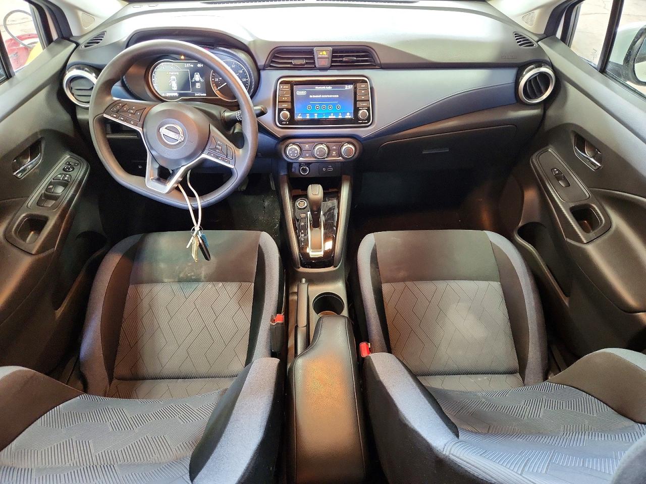Nissan Versa Sv