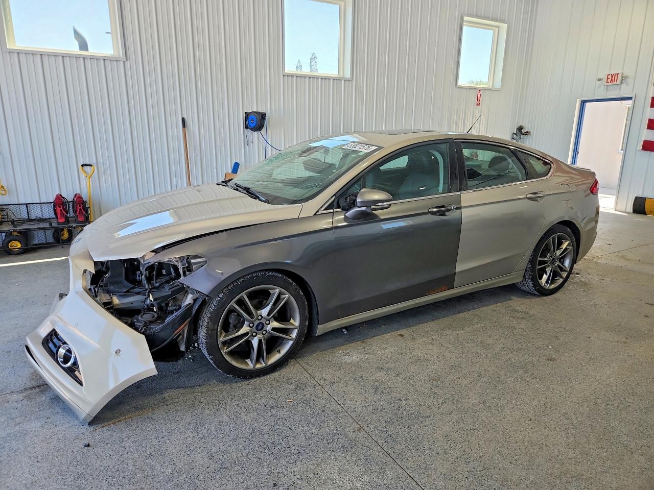 Salvage Ford Fusion Image