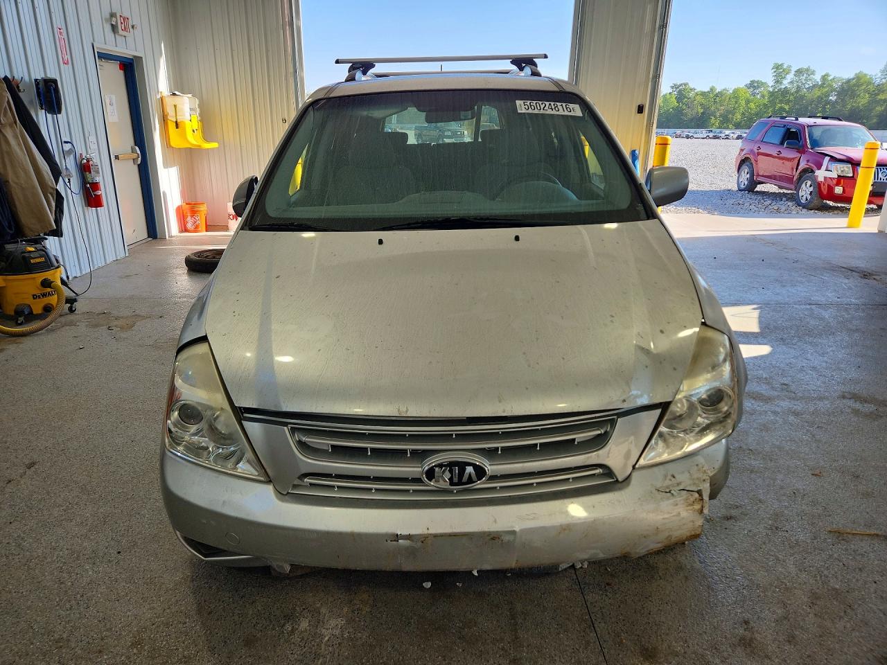 Kia Sedona Lx