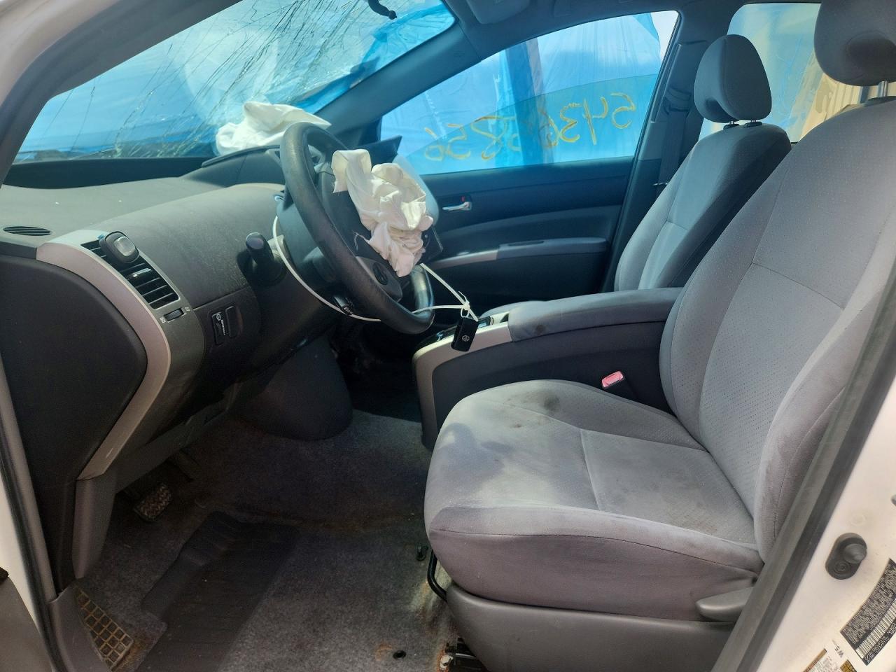 Toyota Prius Base