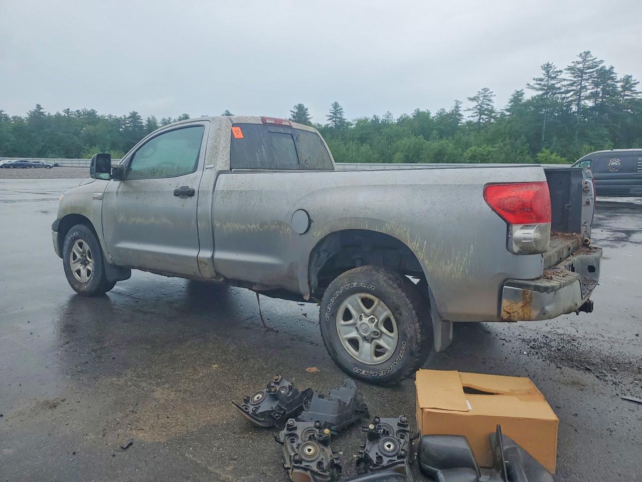 Toyota Tundra Base