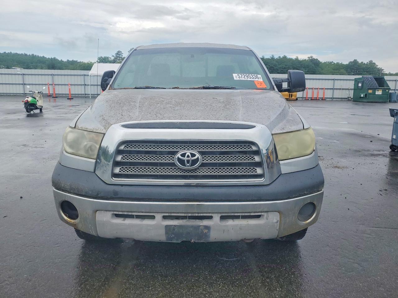 Toyota Tundra Base