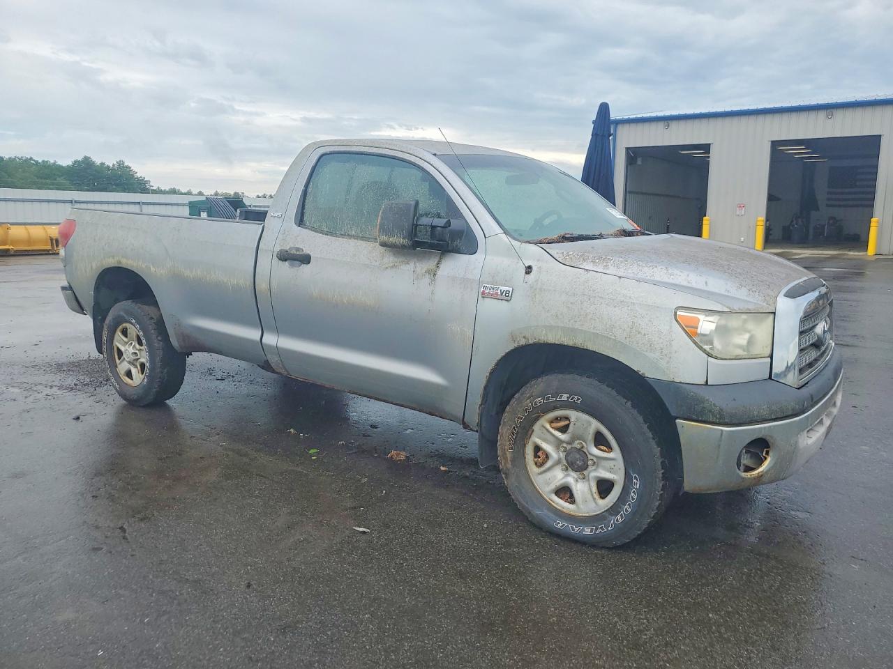 Toyota Tundra Base