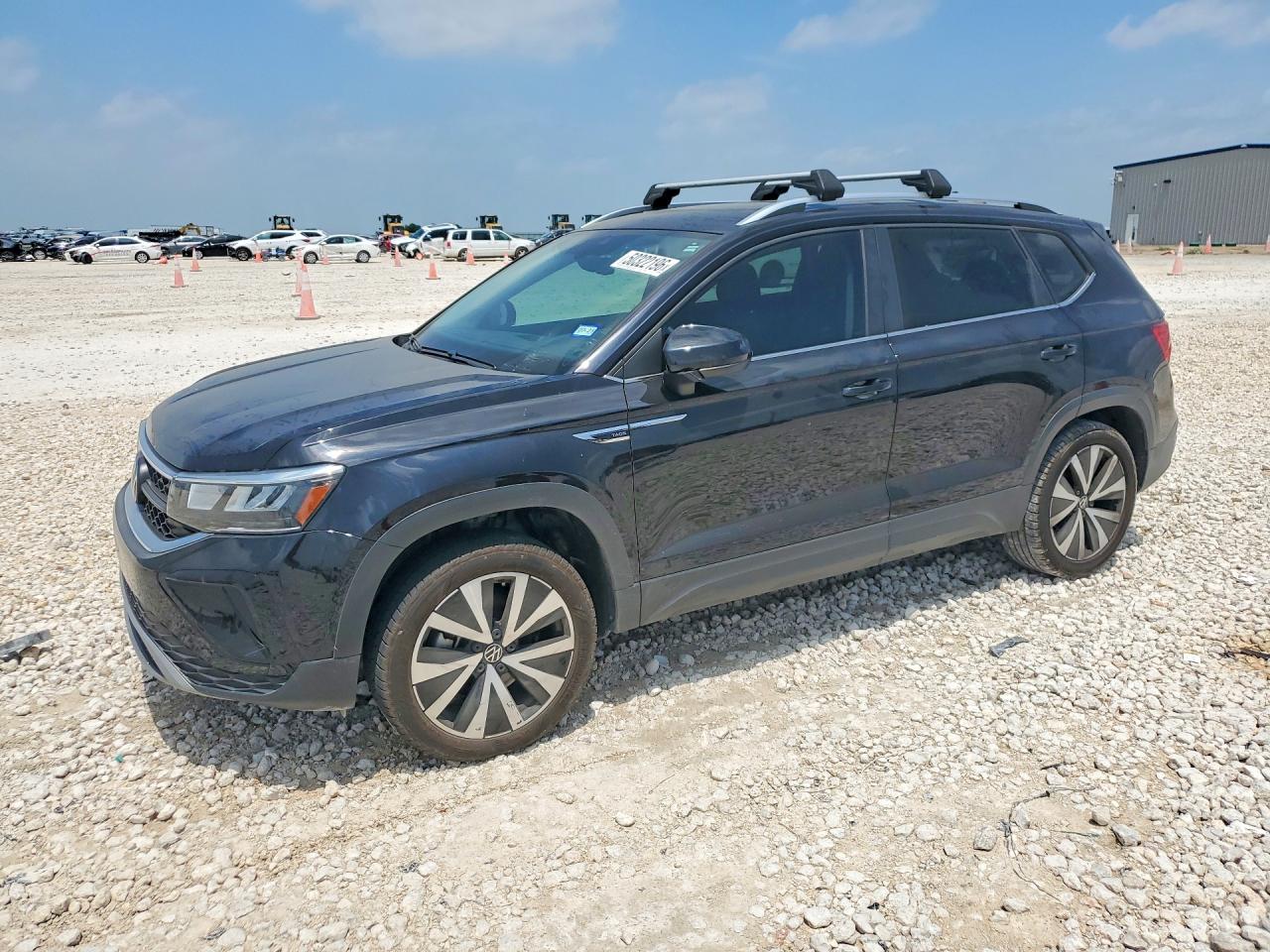Salvage Volkswagen Taos Image