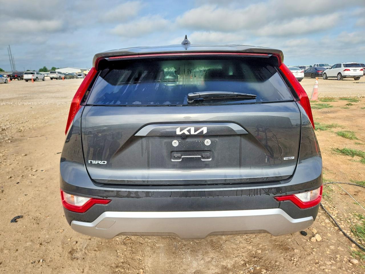 Kia Niro Lx