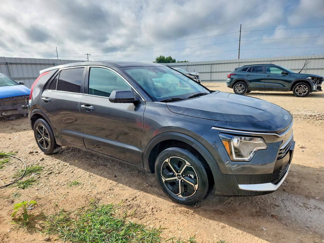 Kia Niro Lx