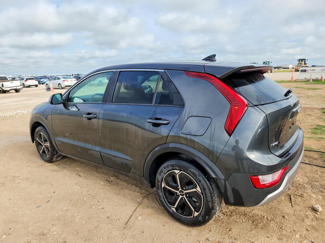 Kia Niro Lx