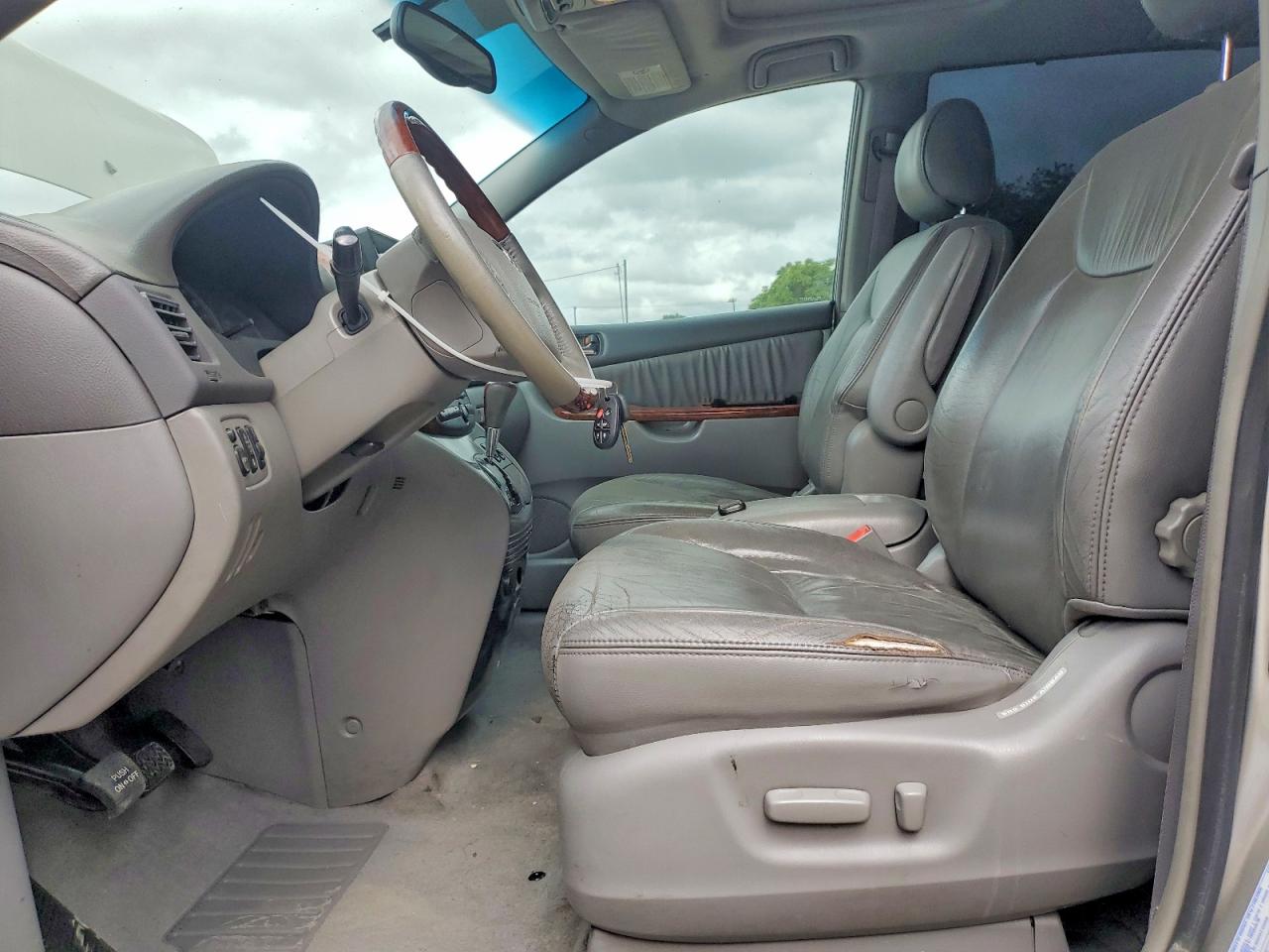 Toyota Sienna Xle Limited 7 Passenger