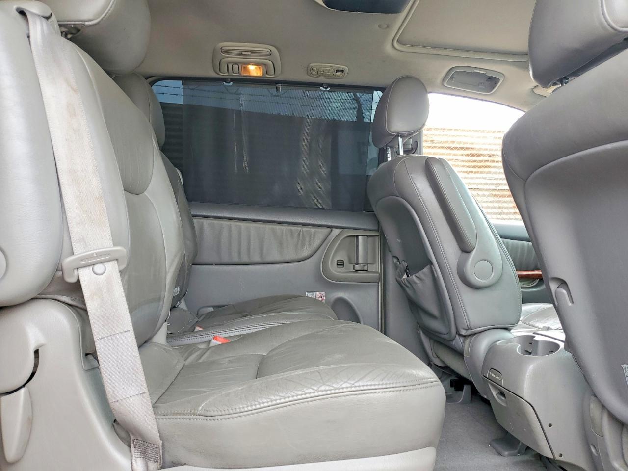 Toyota Sienna Xle Limited 7 Passenger