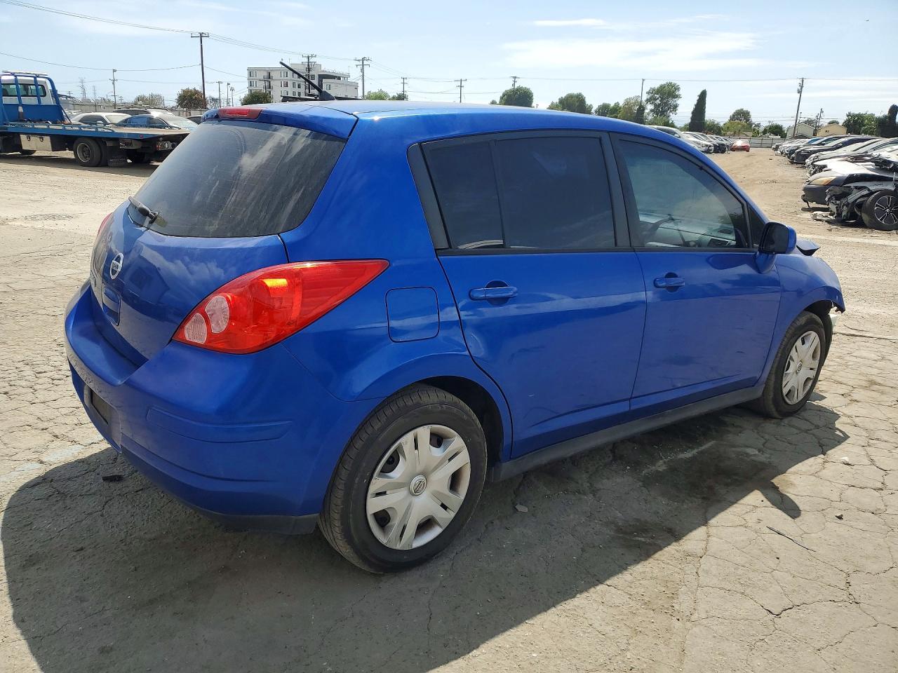 Nissan Versa 1.8 S