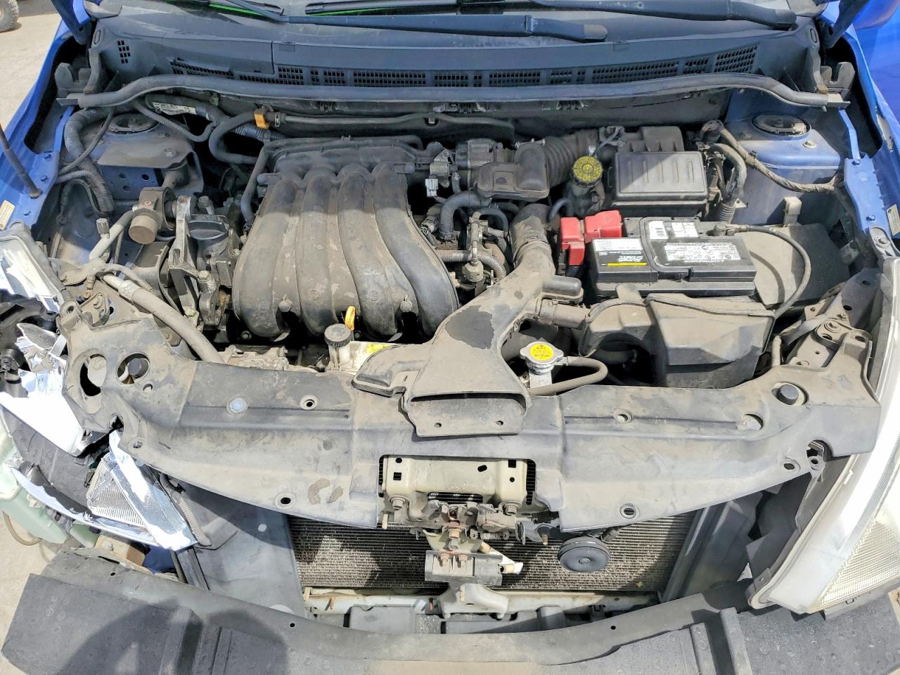 Nissan Versa 1.8 S