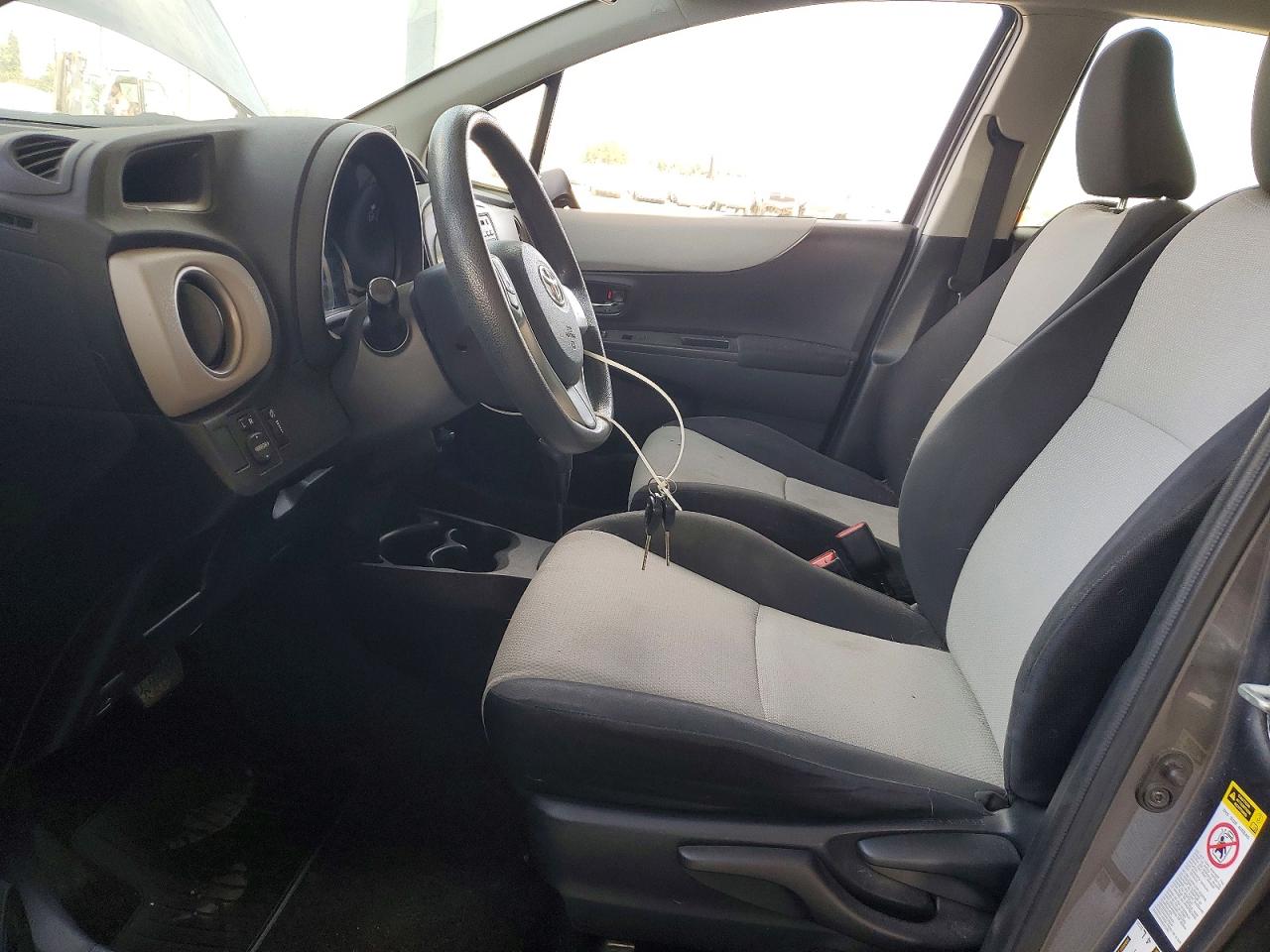 Toyota Yaris 5-door Le