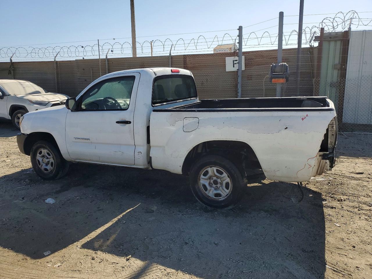 Toyota Tacoma Base