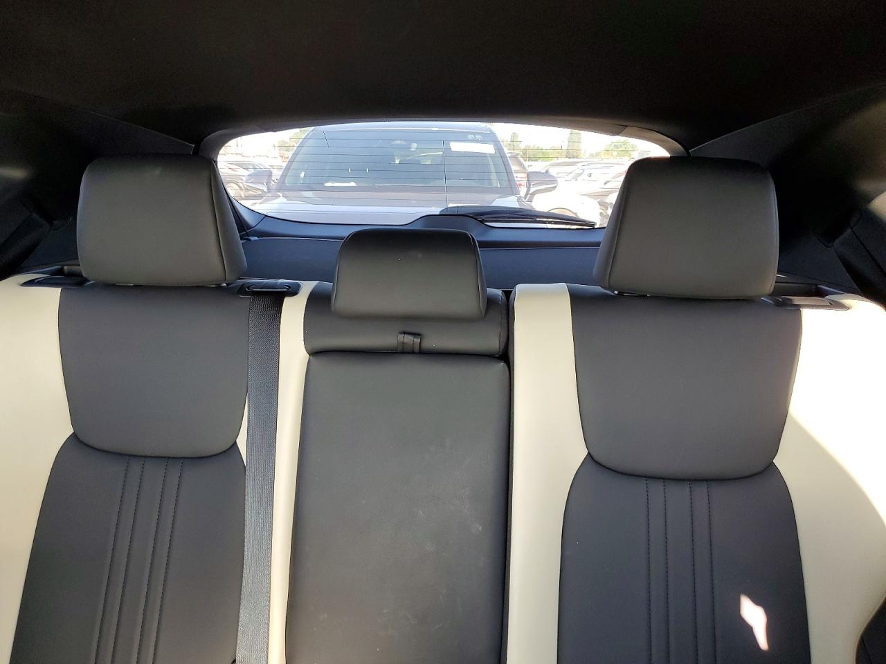 Lexus NX Base