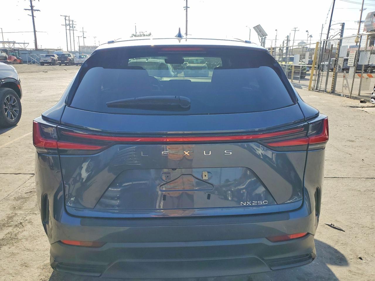 Lexus NX Base