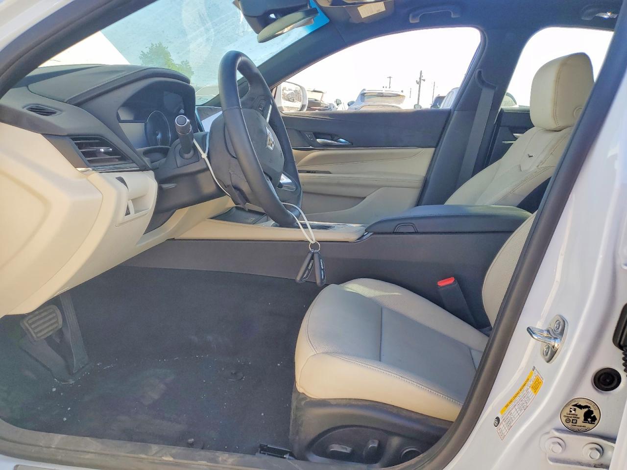 Cadillac CT4 Premium Luxury