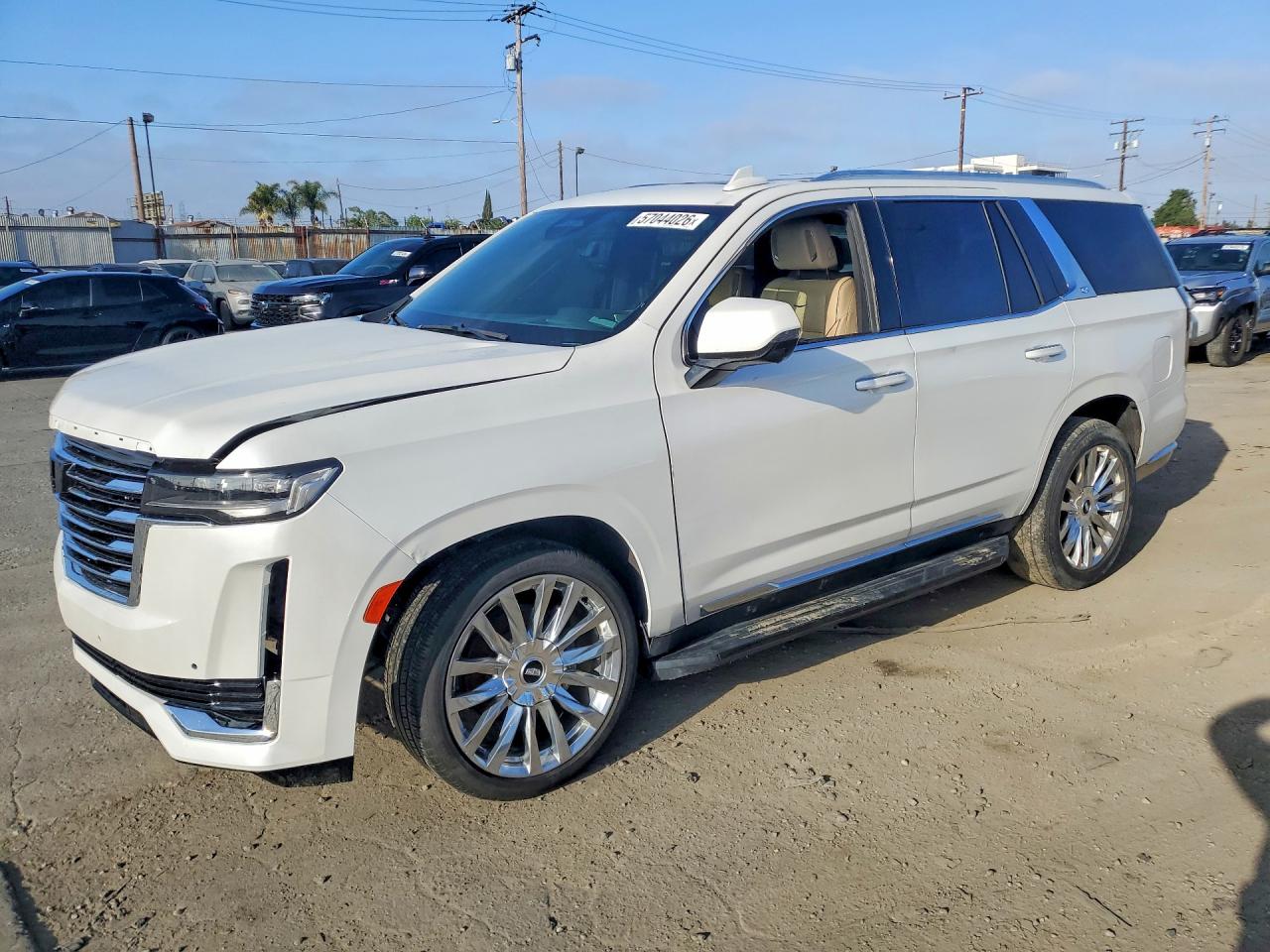 Salvage Cadillac Escalade Image