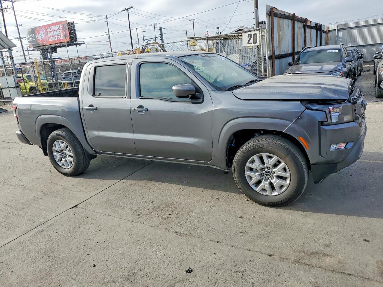Nissan Frontier Sv