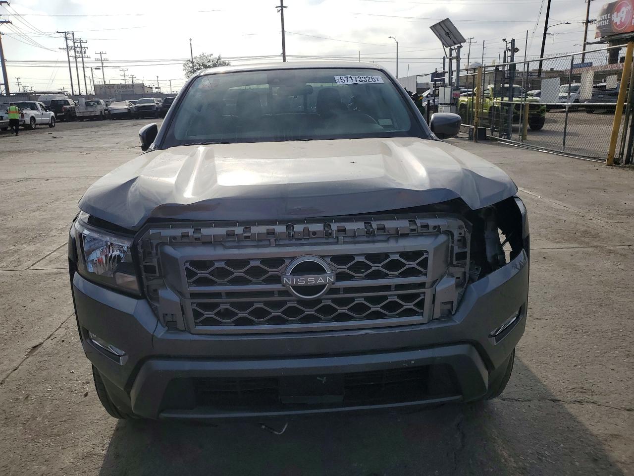 Nissan Frontier Sv