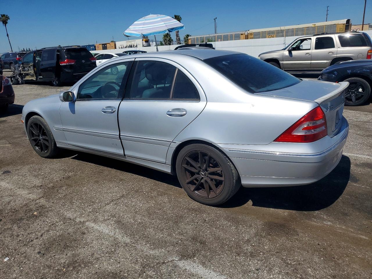 Mercedes-Benz C-Class 280