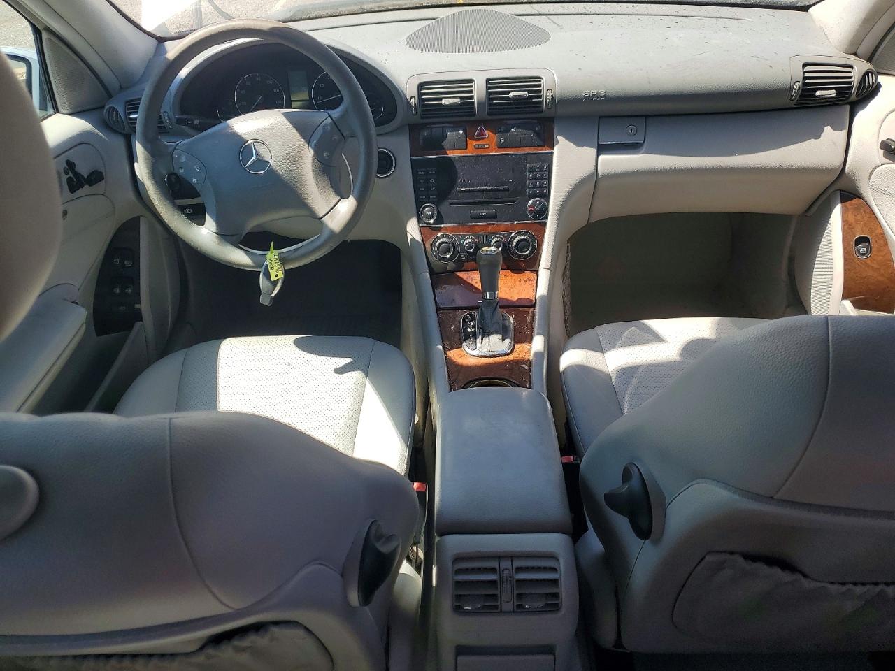 Mercedes-Benz C-Class 280