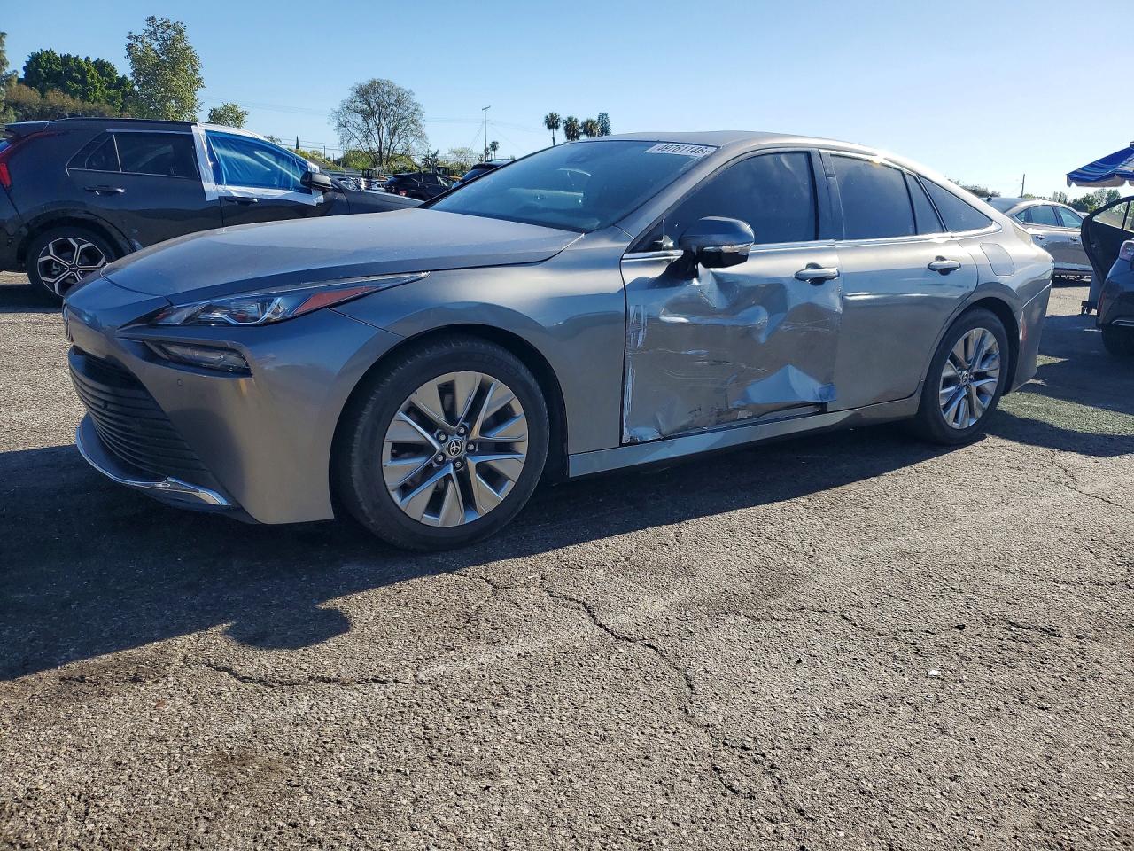 Salvage Toyota Mirai Image
