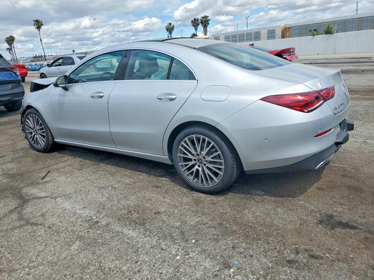 Mercedes-Benz Cla-class 250