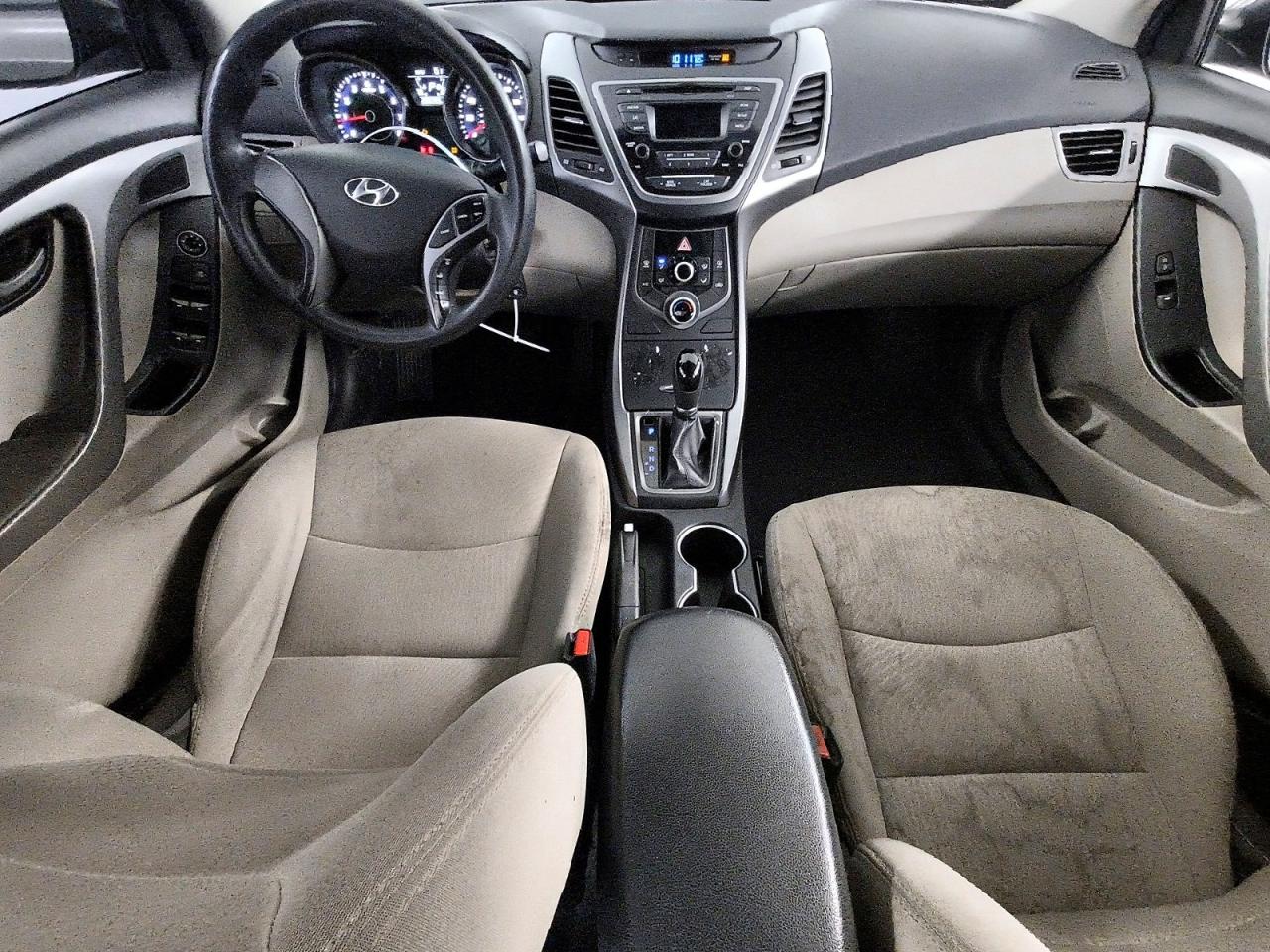 Hyundai ELANTRA Se