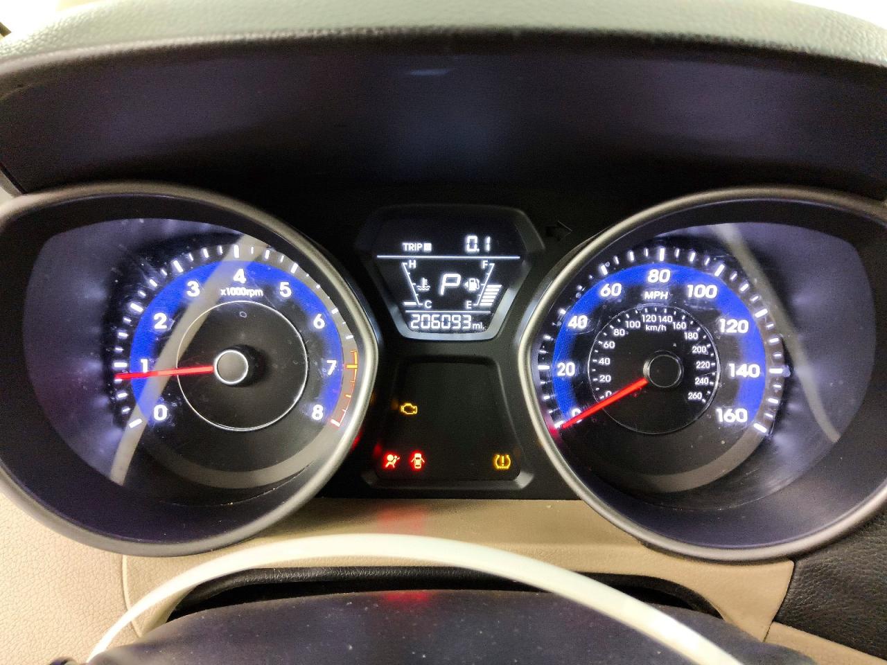 Hyundai ELANTRA Se