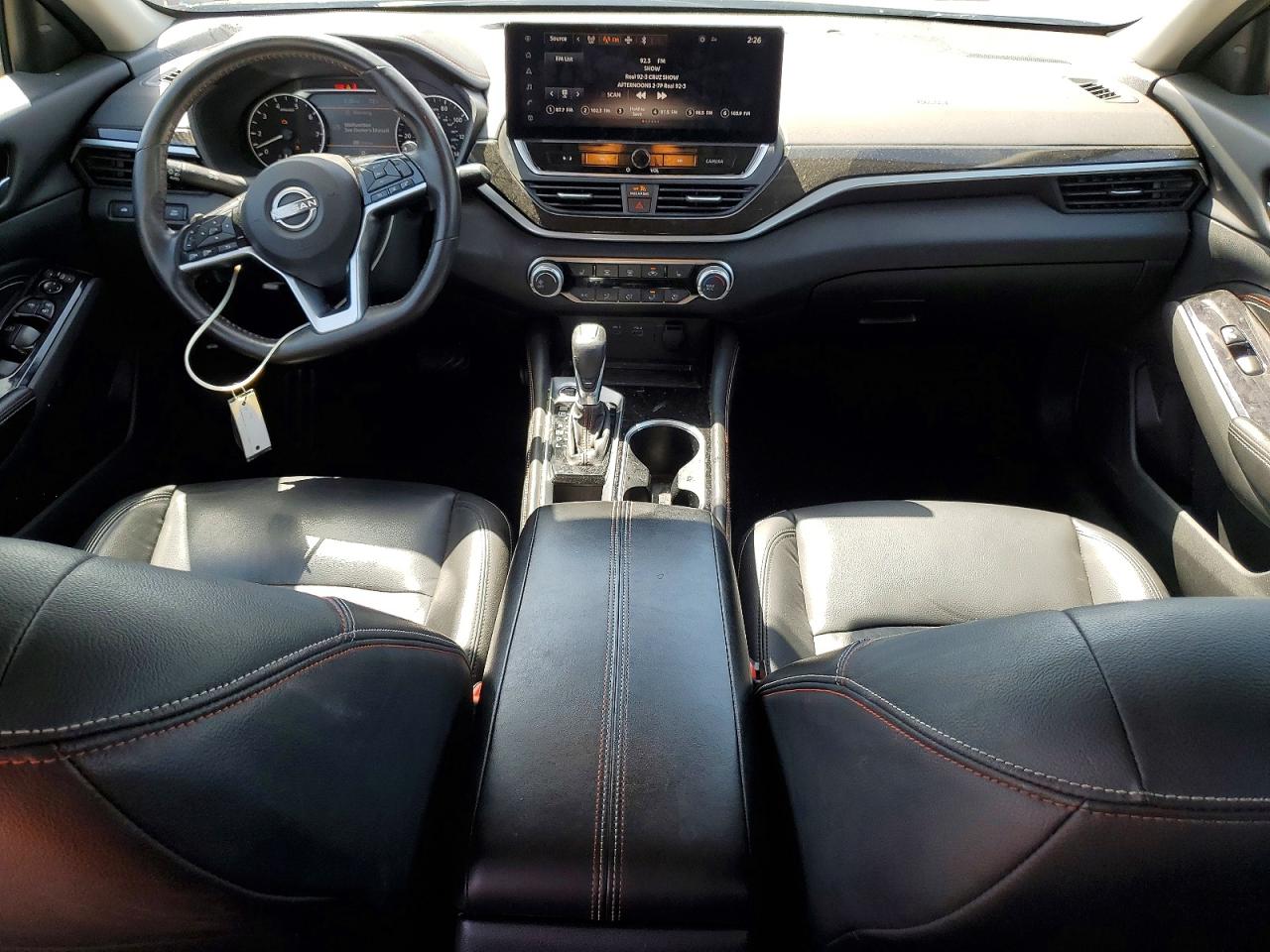 Nissan Altima Sr