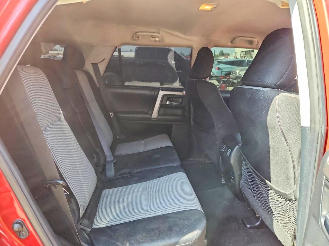 Toyota 4Runner Sr5