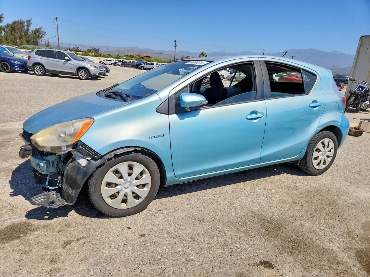 Salvage Toyota Prius Image
