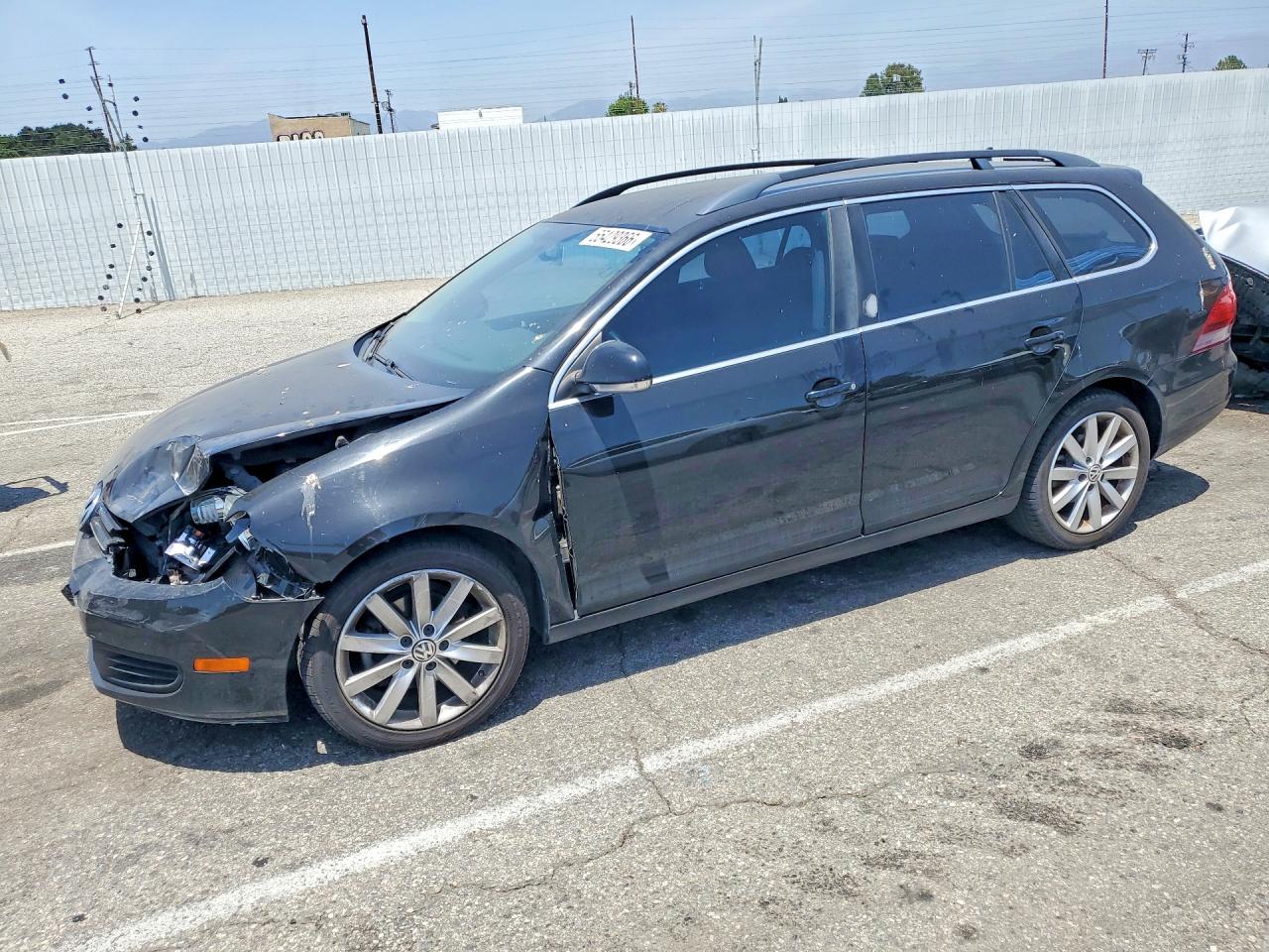 Salvage Volkswagen Jetta Image