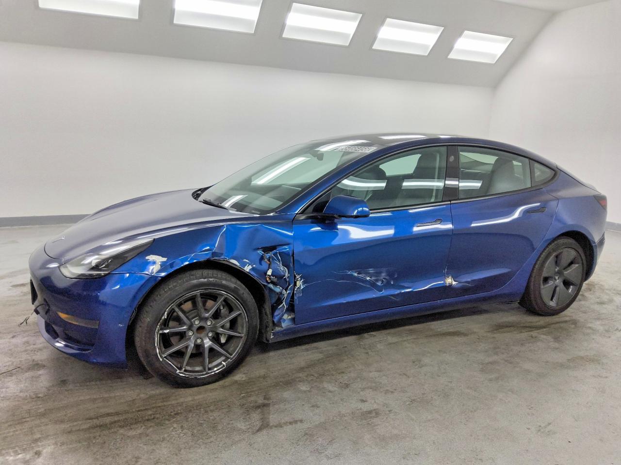 Salvage Tesla Model 3 Image