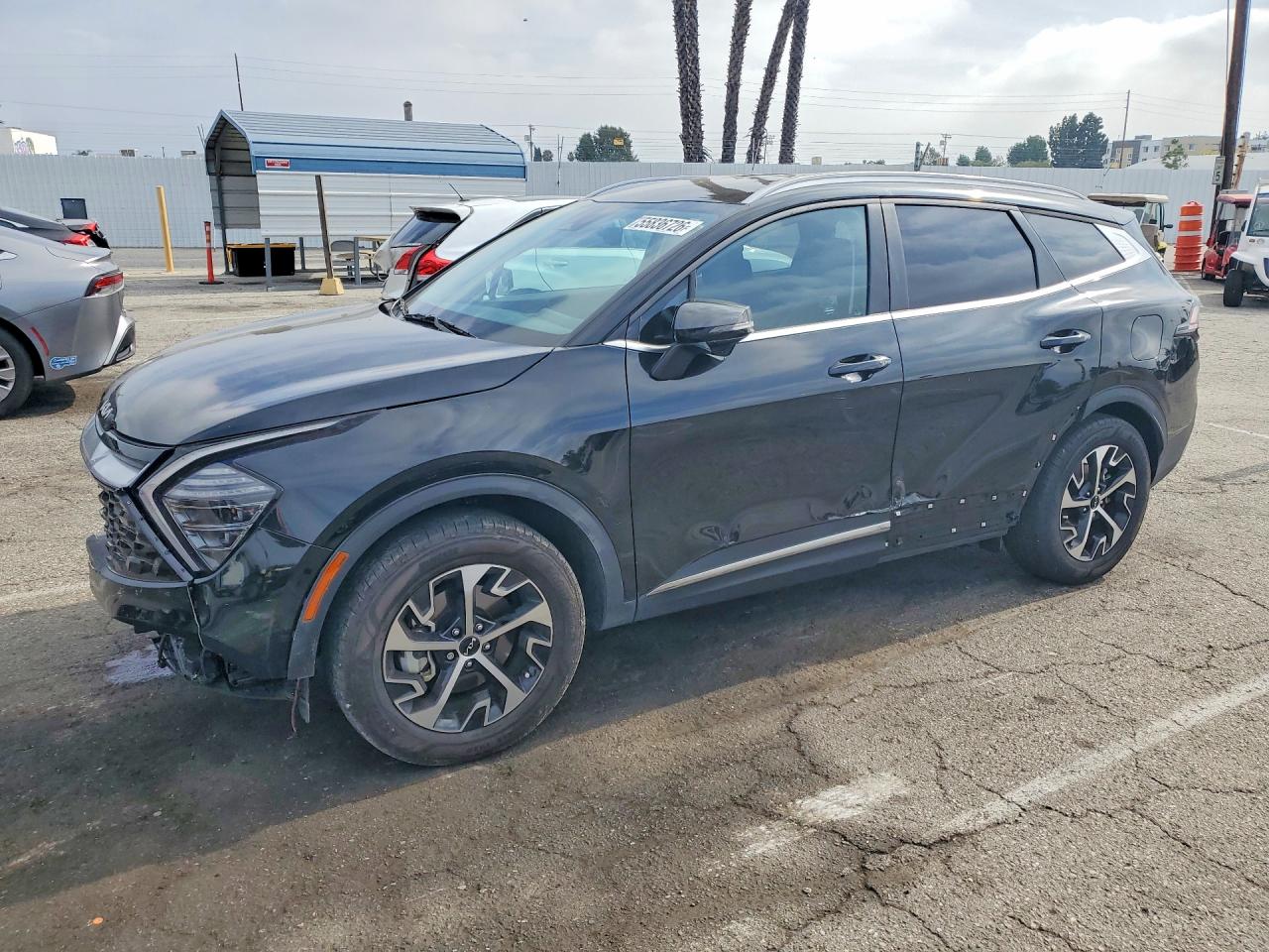Salvage Kia Sportage Image