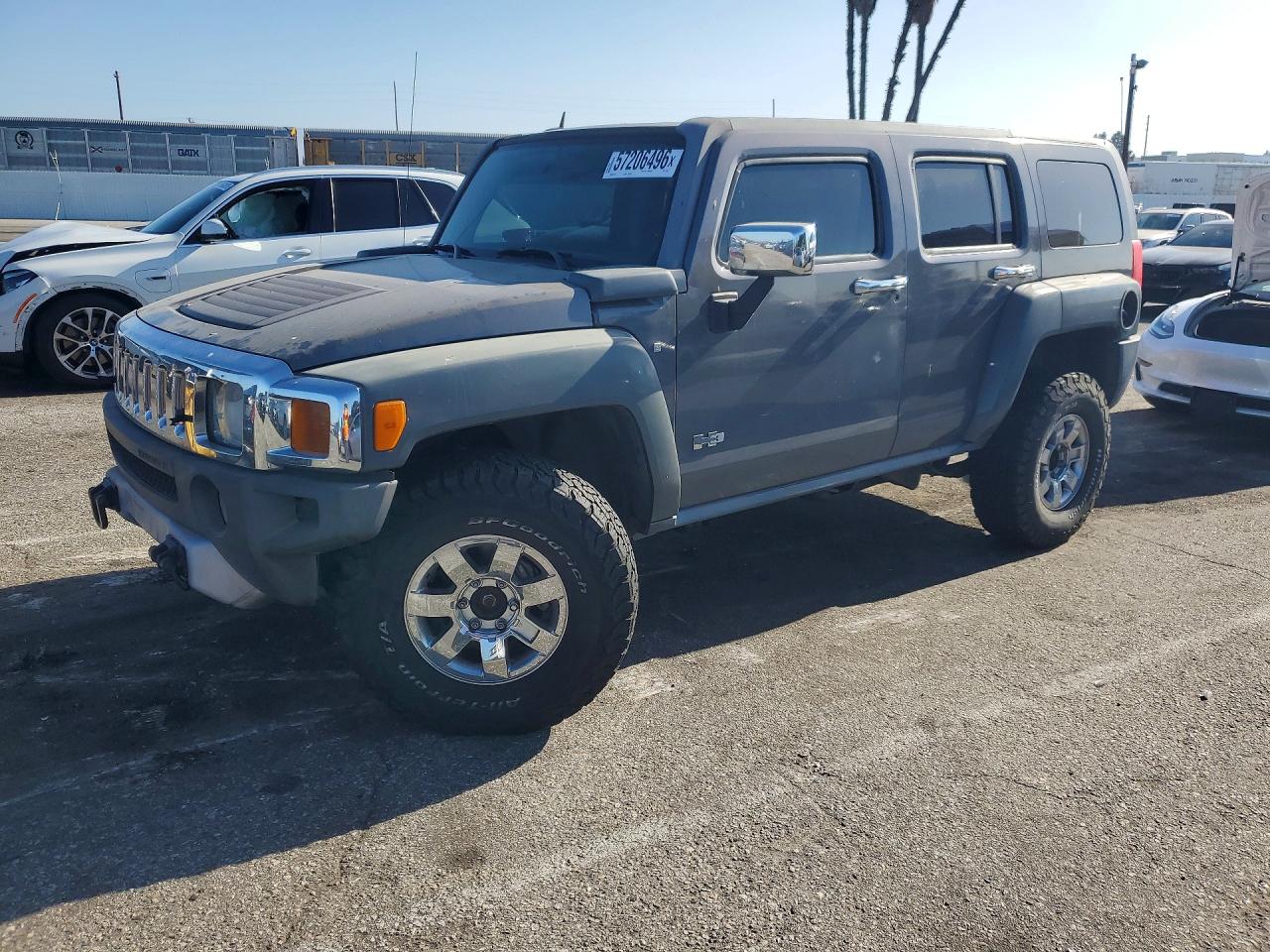 Salvage HUMMER H3 Image