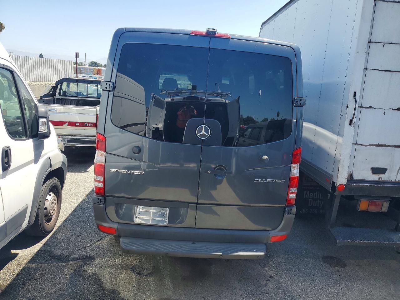 Mercedes-Benz Sprinter 2500