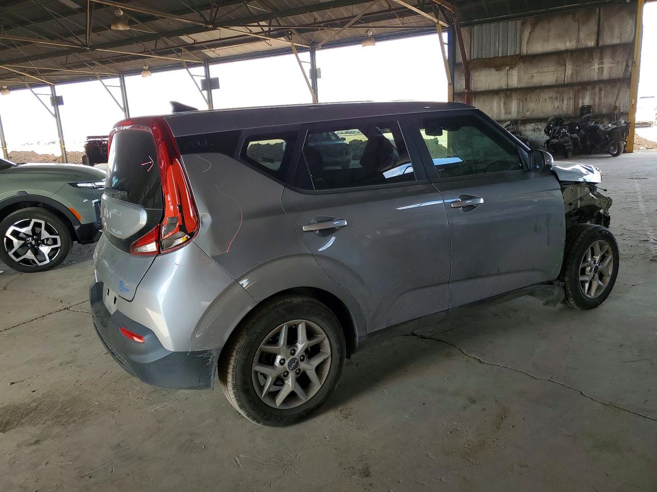Kia Soul Lx