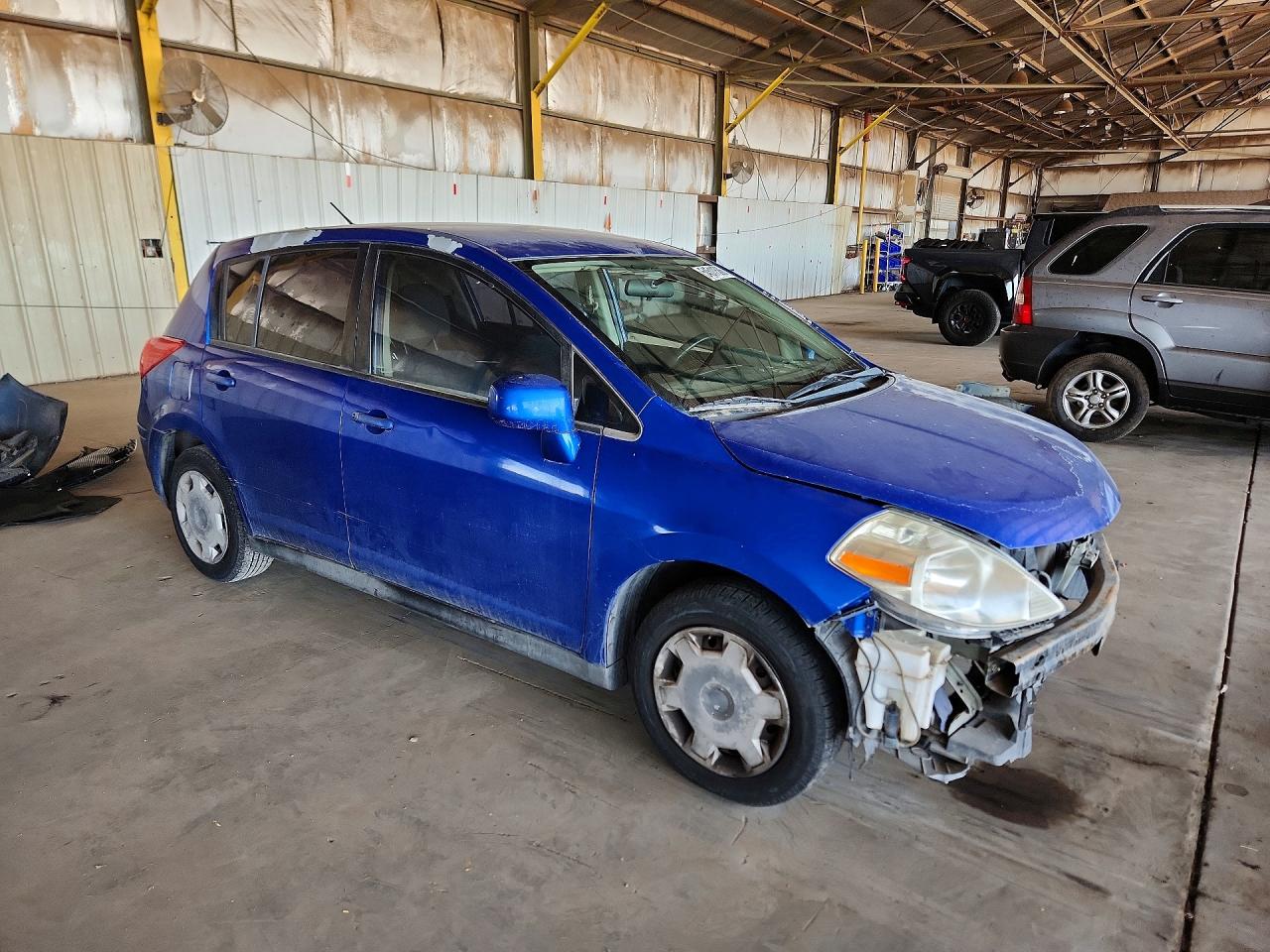 Nissan Versa 1.8 S