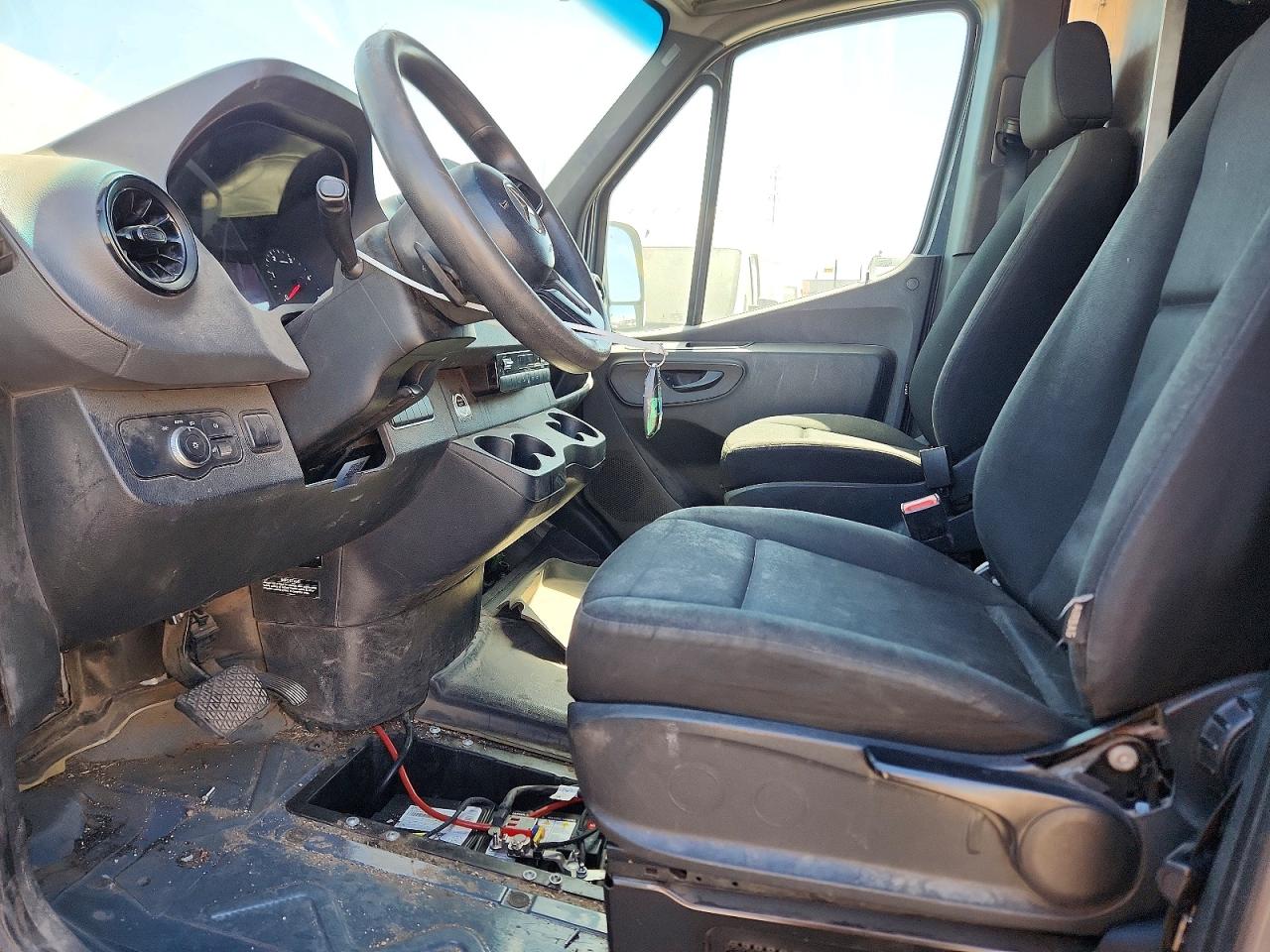Mercedes-Benz Sprinter 2500