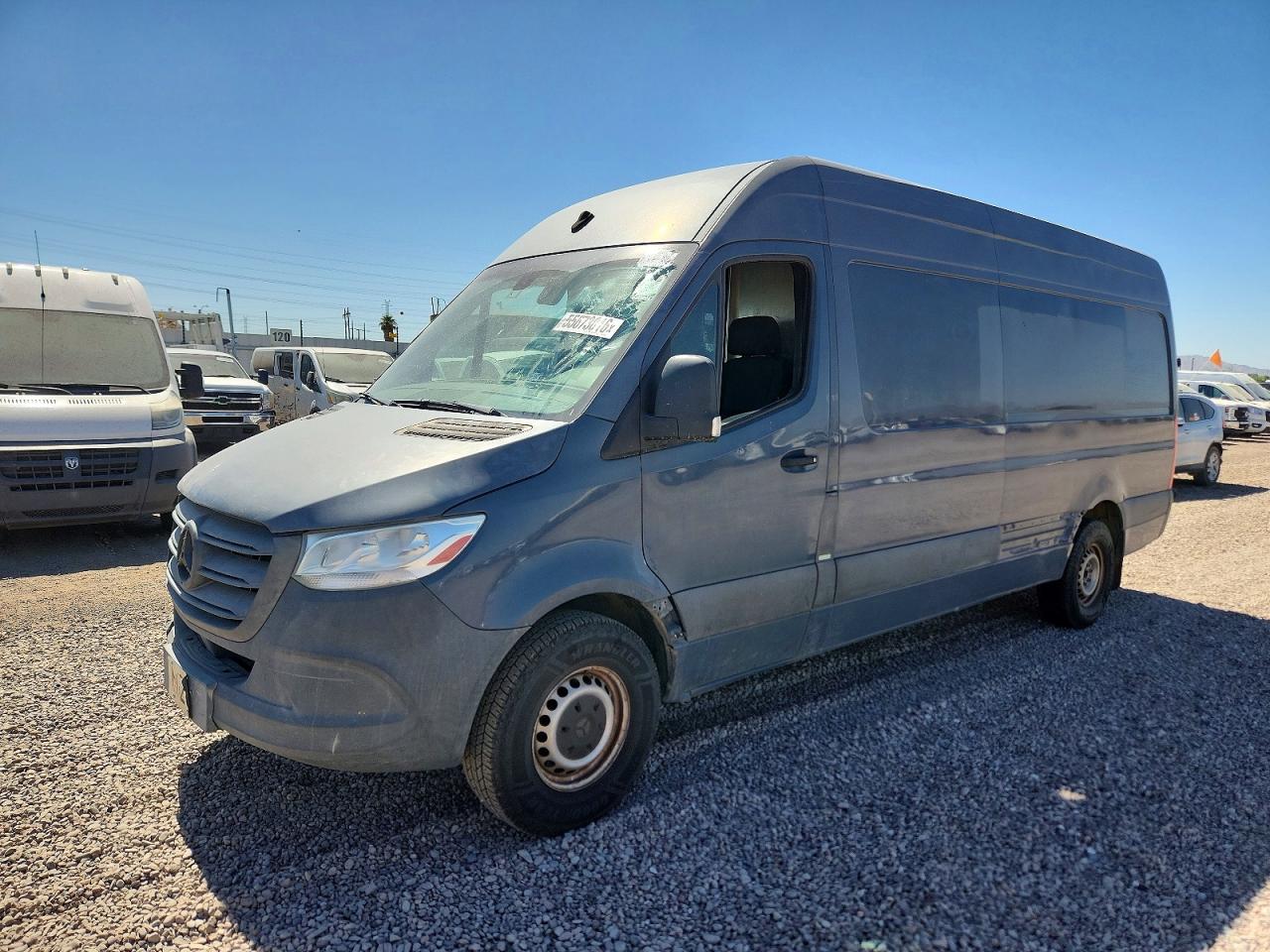 Mercedes-Benz Sprinter 2500