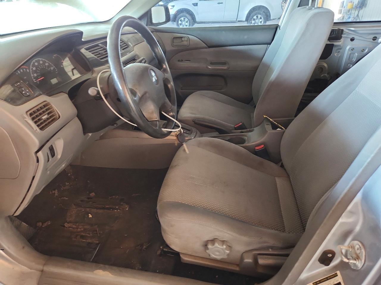 Mitsubishi Lancer Es