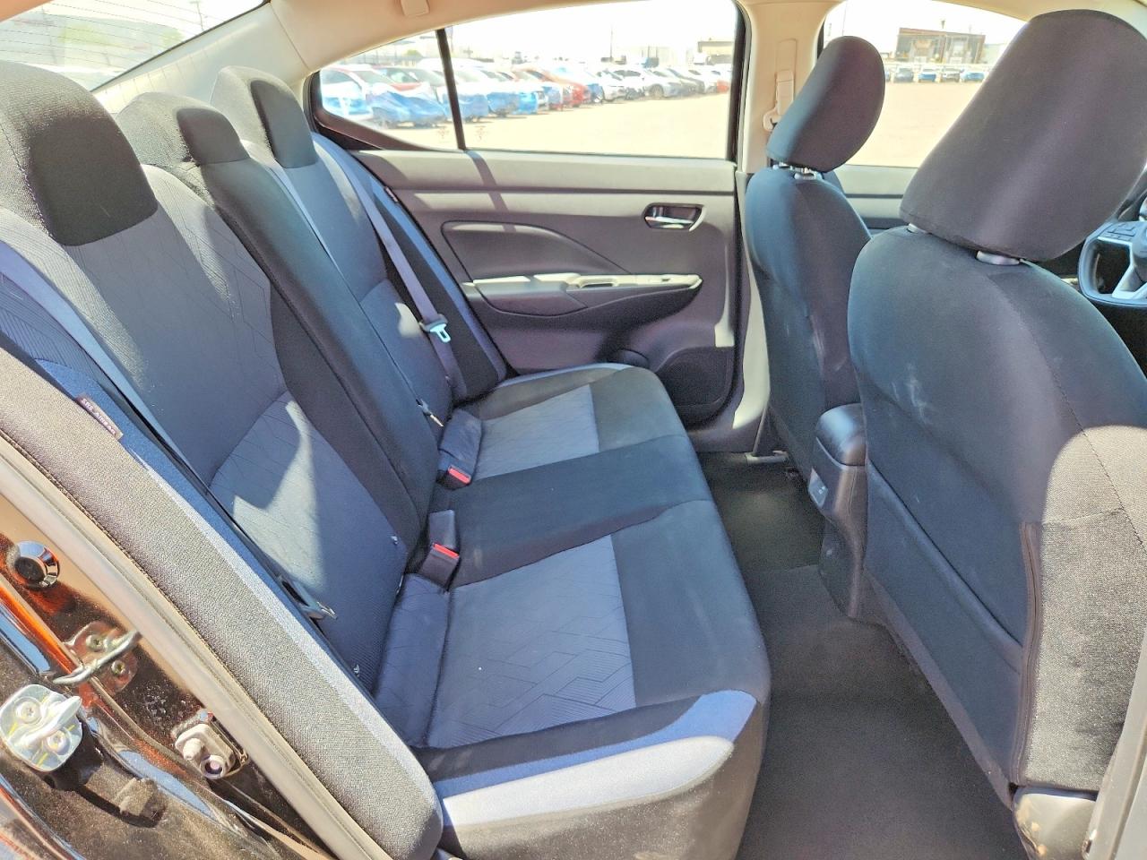 Nissan Versa Sv
