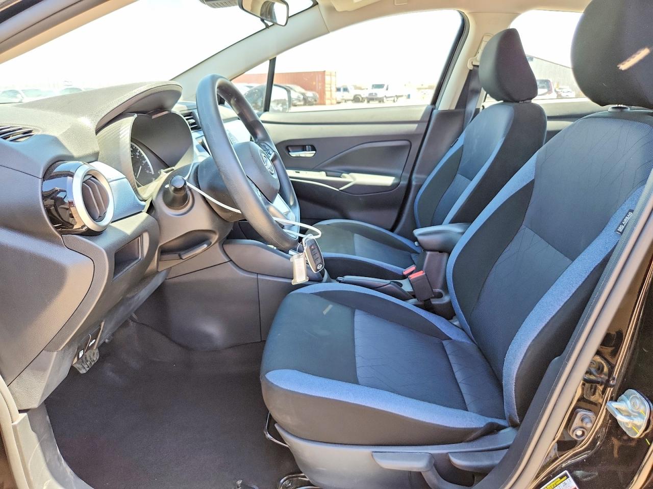Nissan Versa Sv