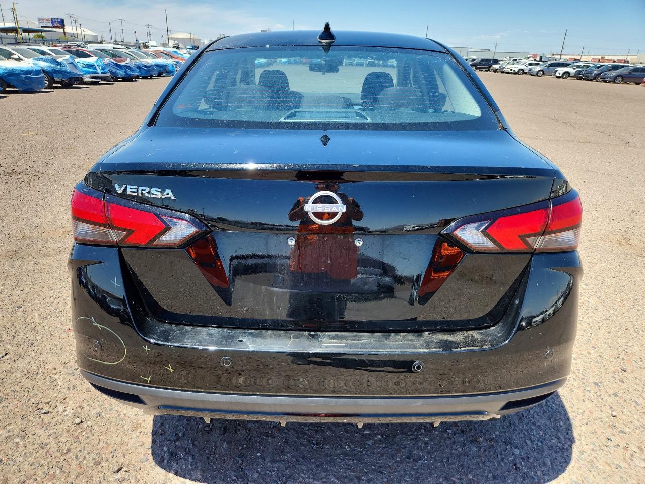 Nissan Versa Sv
