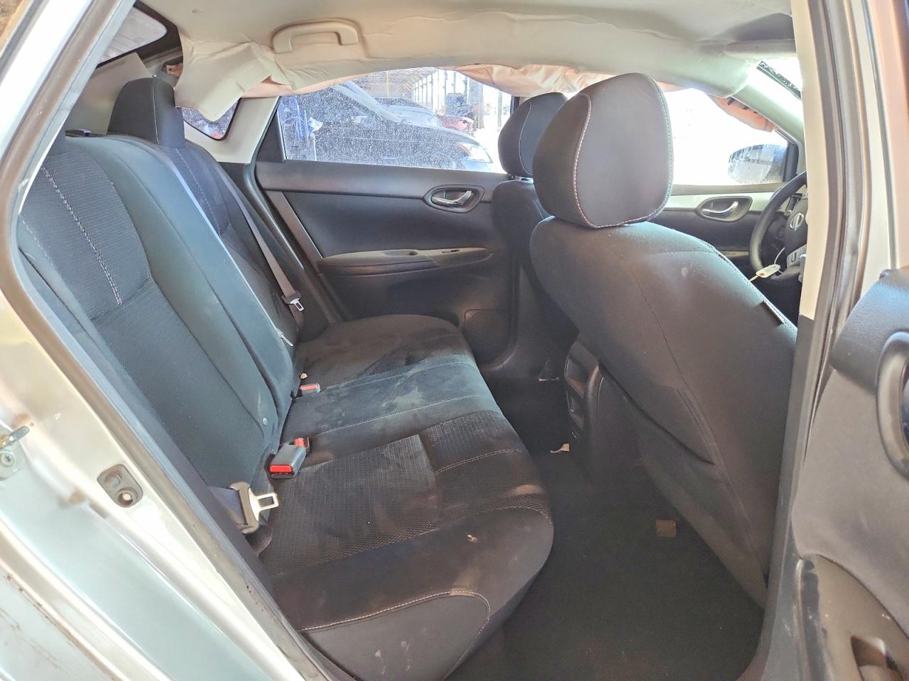 Nissan Sentra S