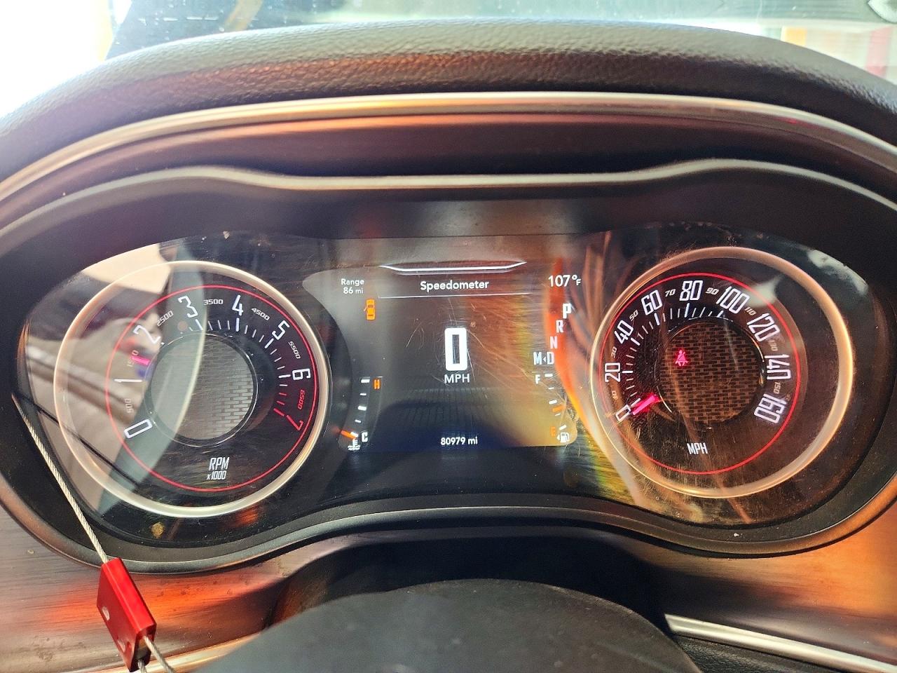 Dodge Challenger Sxt