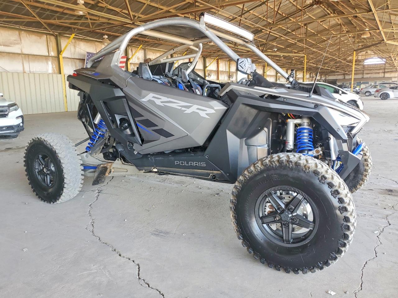 Salvage Polaris RZR Image