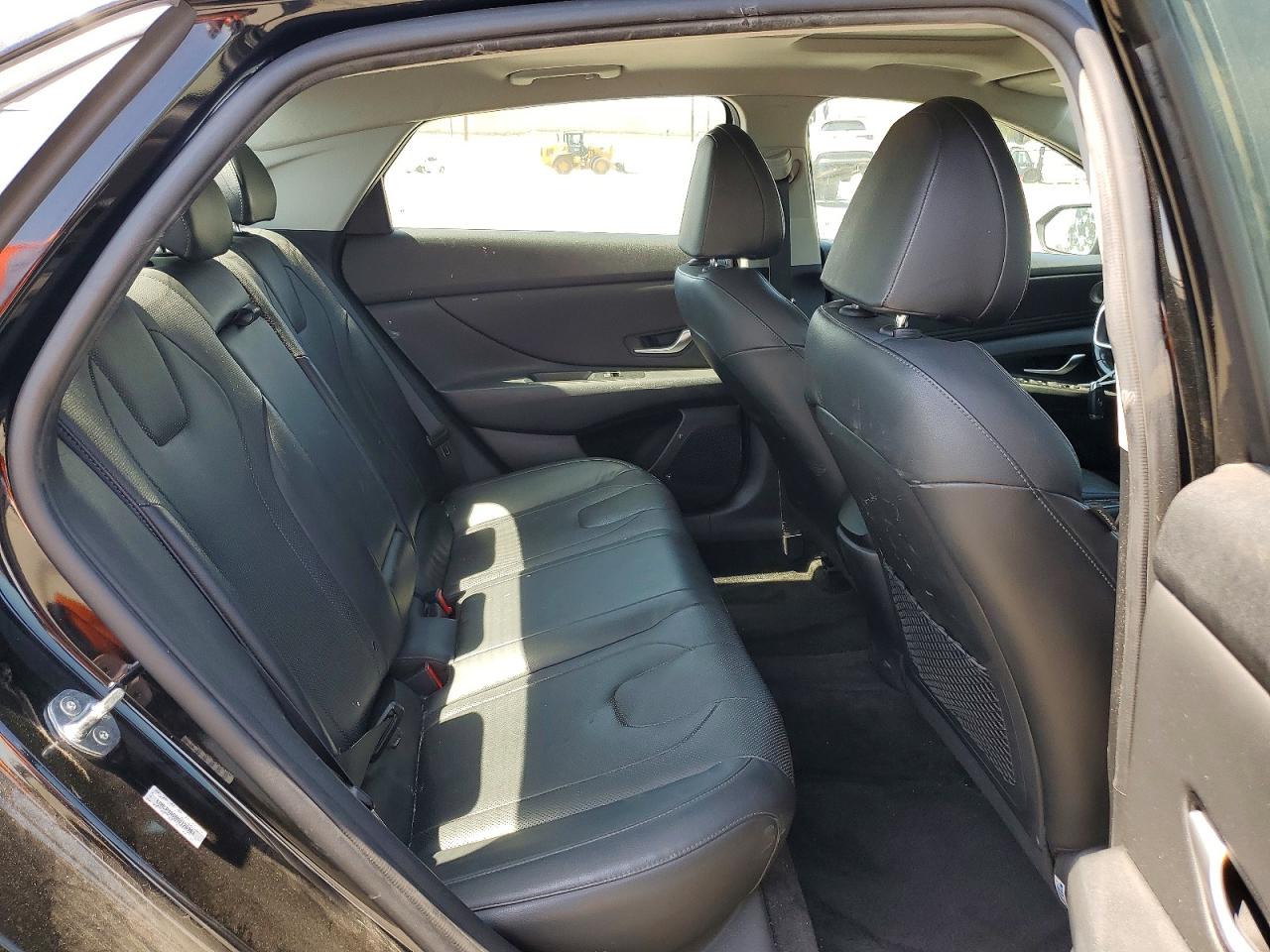 Hyundai ELANTRA Limited