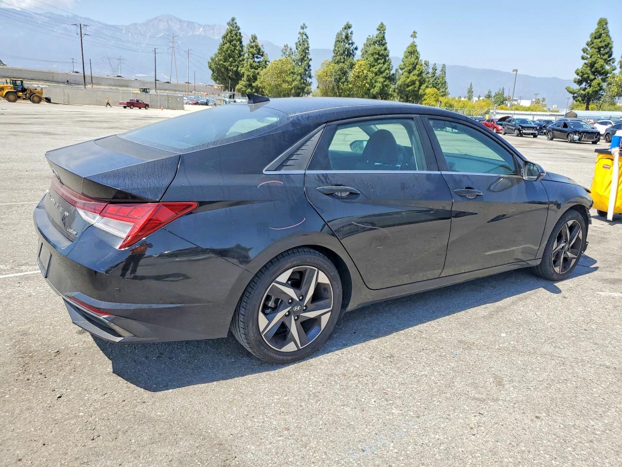Hyundai ELANTRA Limited
